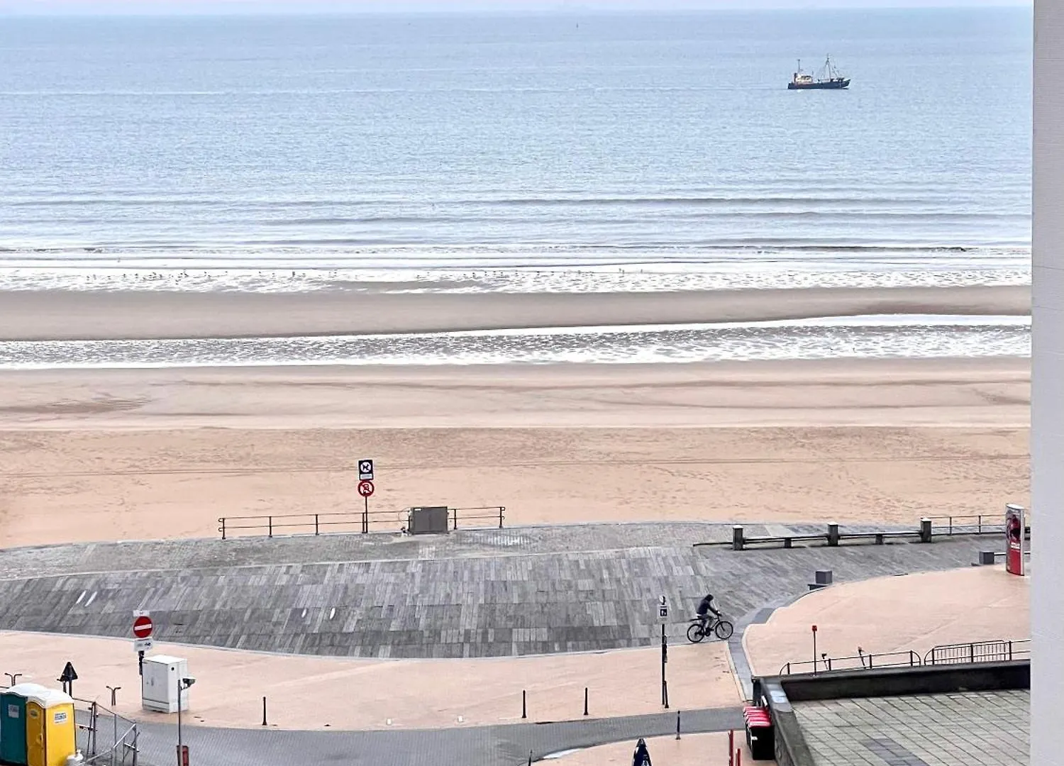 Studio Sea View - Royal Ascot Ostend Apartment